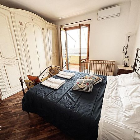 Sicilian Home อาชิ กัสเตลโล ภายนอก รูปภาพ